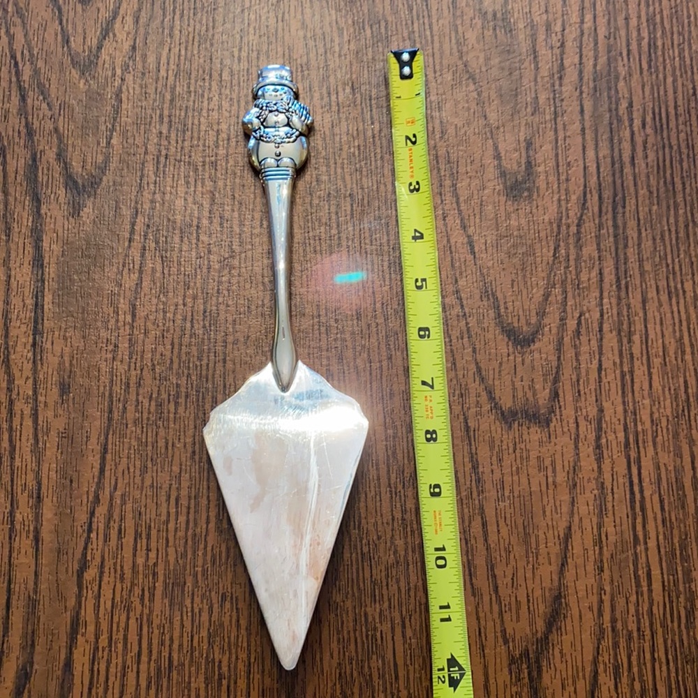 Silver Christmas pie server